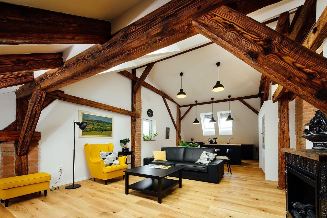 Loft V Historickom Centre Тренчин Экстерьер фото